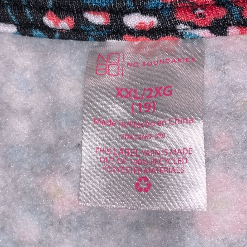 Plus size Sweatshirt - Picture 2 of 2
